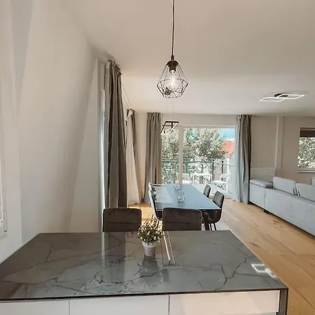 The Bridge Company Loft 1 - 74m2 Lägenhet